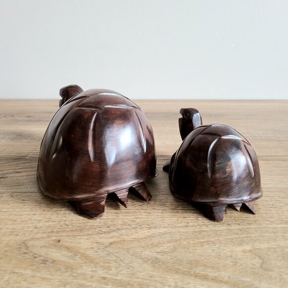 Set of 2 Midcentury Rosewood Ironwood Hand Carved Turtles Figurine Statures. - Picture 6 of 7